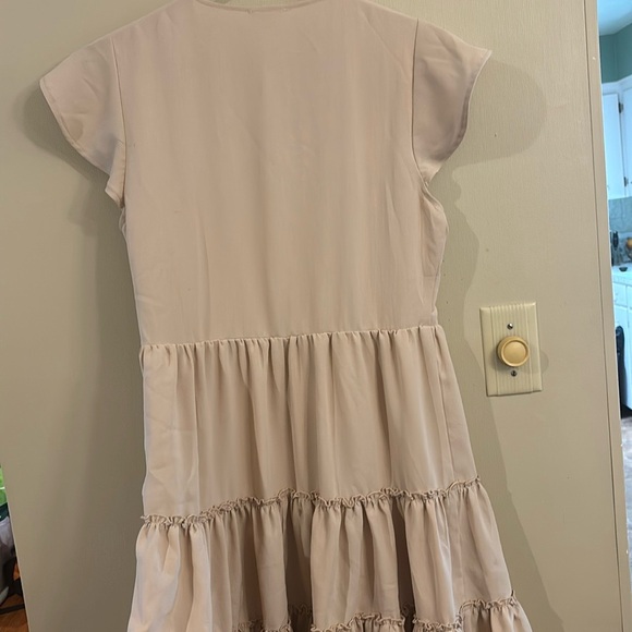 Cream Ruffle Sleeve Dress - Picture 5 of 5